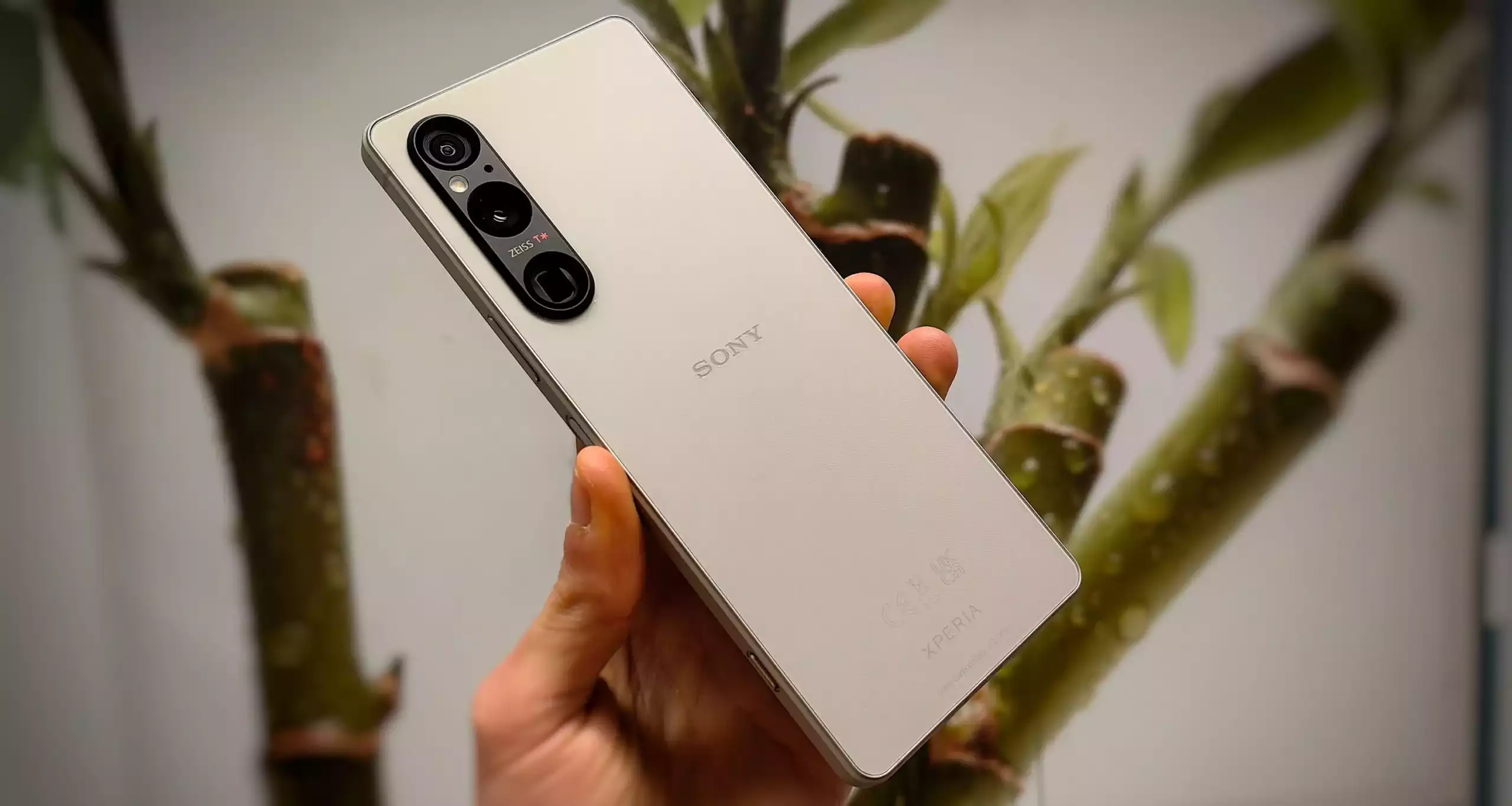 Sony limita il 5G sugli Xperia importati non ufficialmente