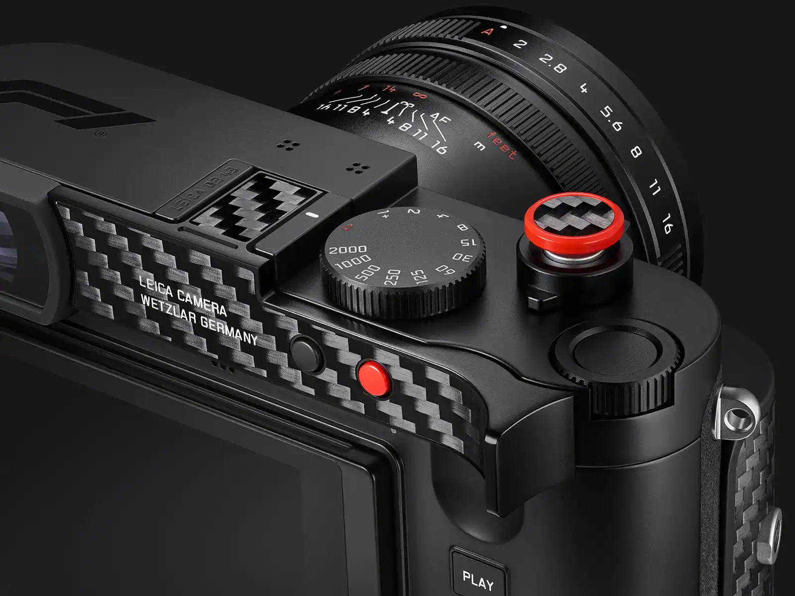 Leica e Formula 1 lanciano la Leica Q3 43 in serie limitata