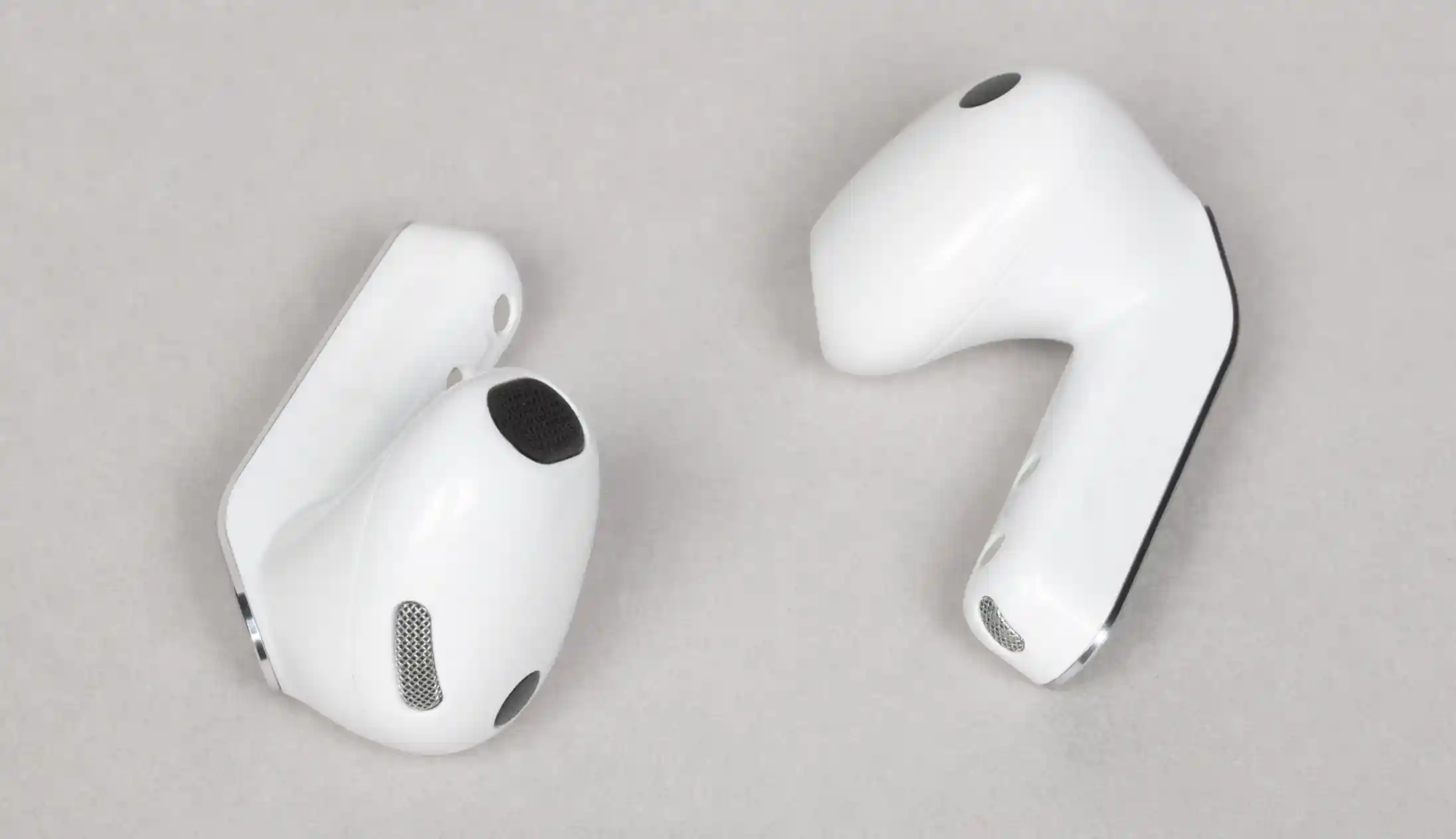 Recensione Samsung Galaxy Buds4: auricolari open-ear per l’ecosistema Samsung